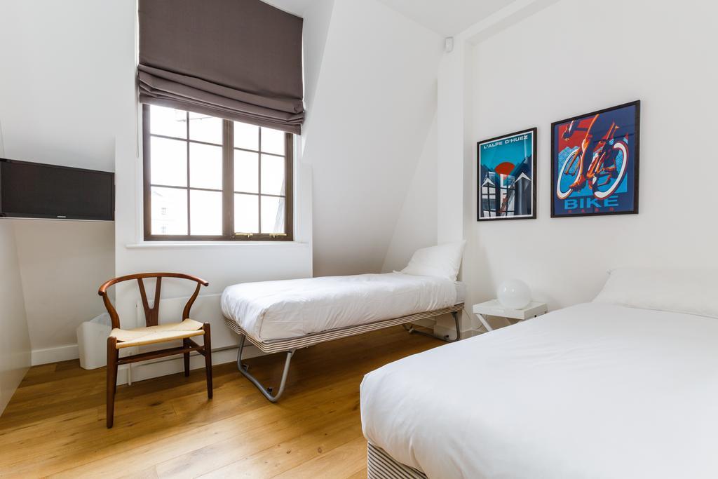 Cockspur Street, 3 Bedrooms London Exterior photo